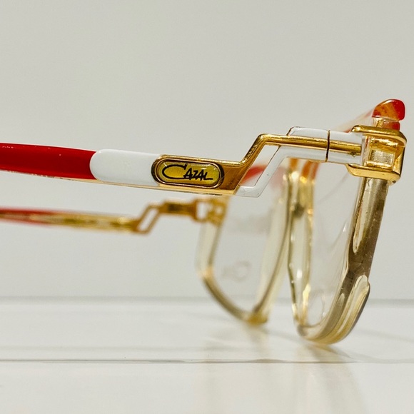 Meet your Posher, Tommy - Picture 10 of 15